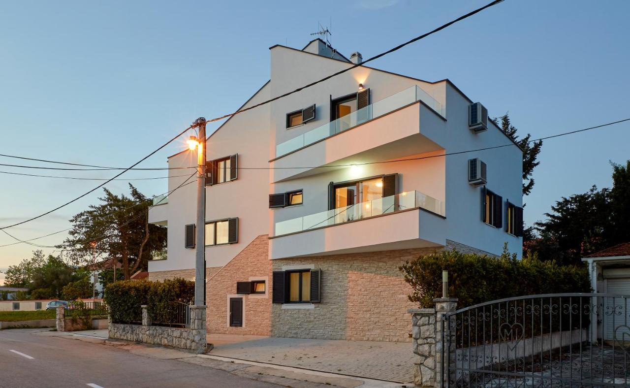 Apartments Nika Turanj Εξωτερικό φωτογραφία