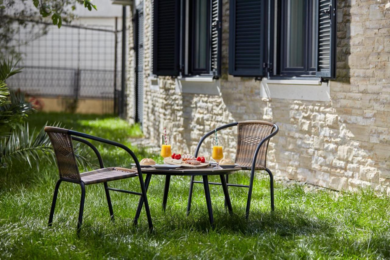 Apartments Nika Turanj Εξωτερικό φωτογραφία
