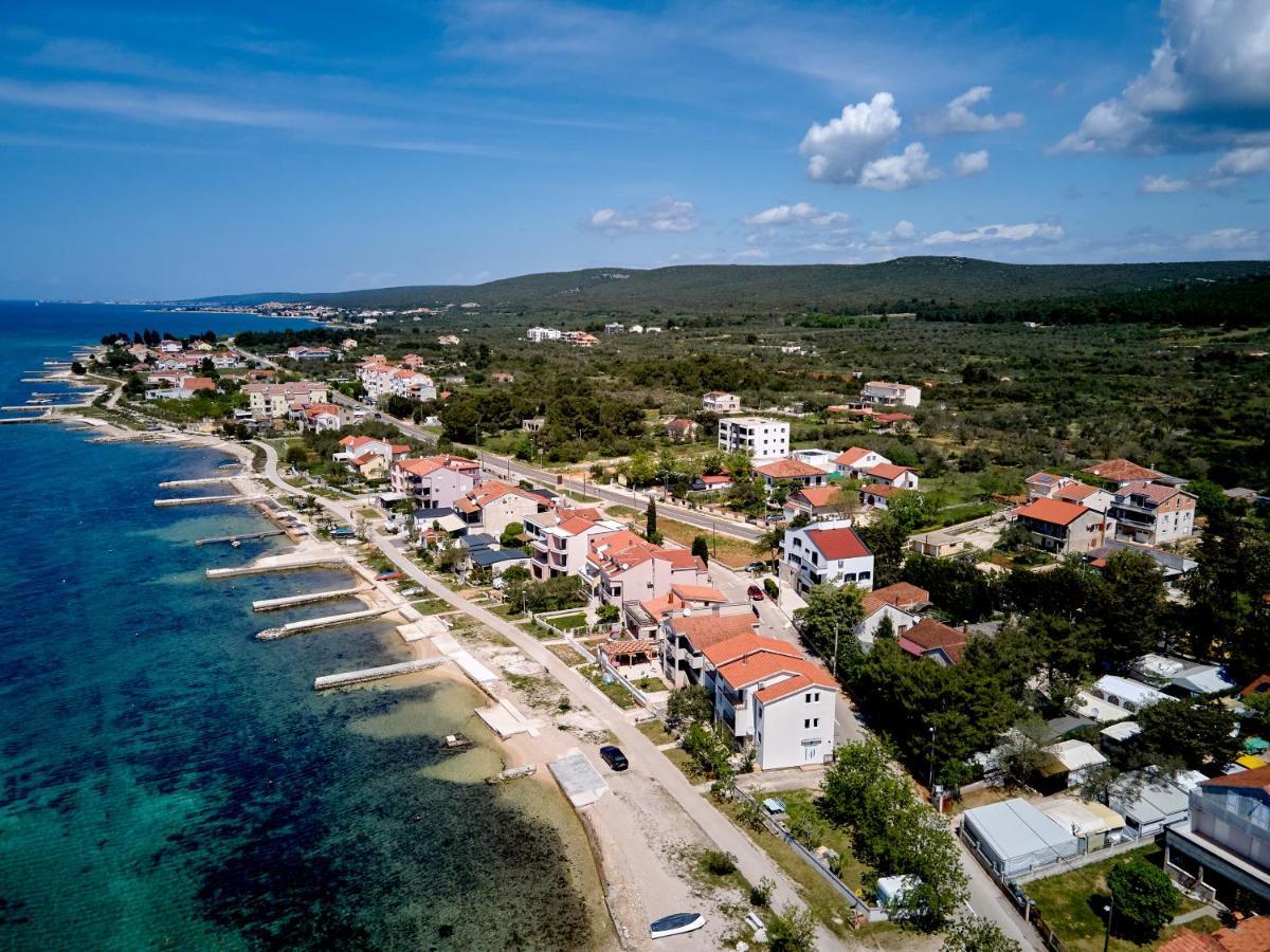 Apartments Nika Turanj Εξωτερικό φωτογραφία