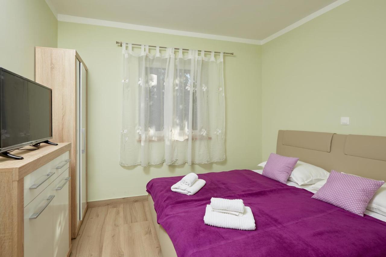 Apartments Nika Turanj Δωμάτιο φωτογραφία