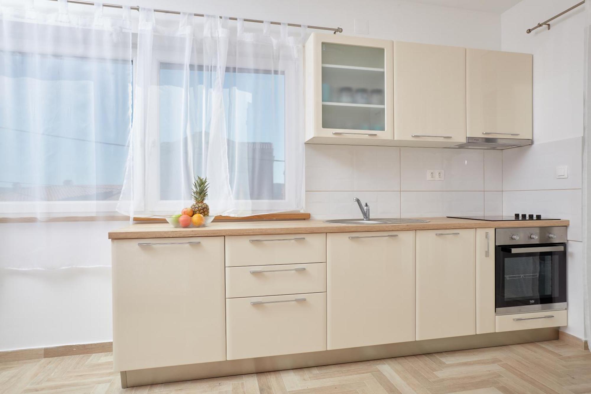 Apartments Nika Turanj Δωμάτιο φωτογραφία